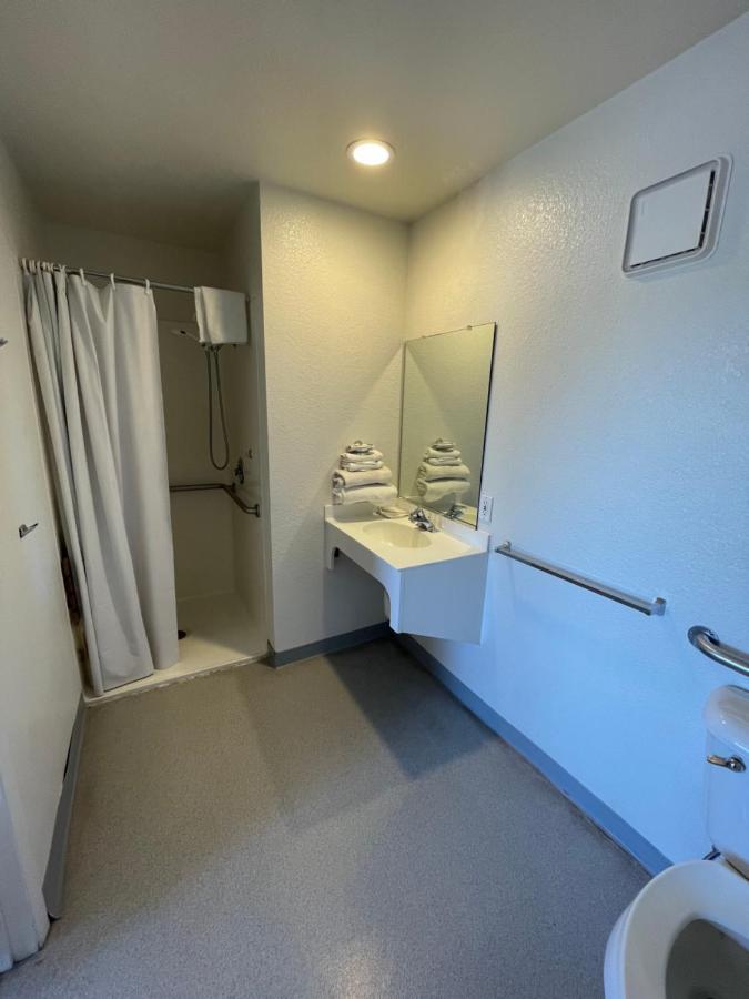 Econo Lodge Yakima Luaran gambar