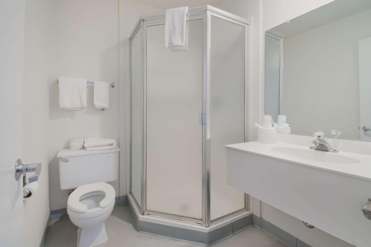 Econo Lodge Yakima Luaran gambar