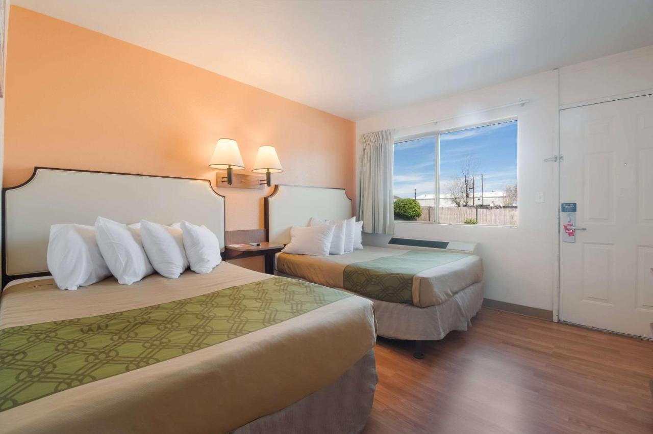 Econo Lodge Yakima Luaran gambar